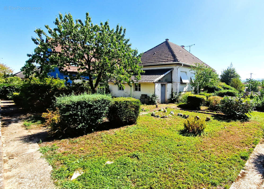 Maison Individuelle de 74m2 avec travaux à Saint Hippolyte - photo 3