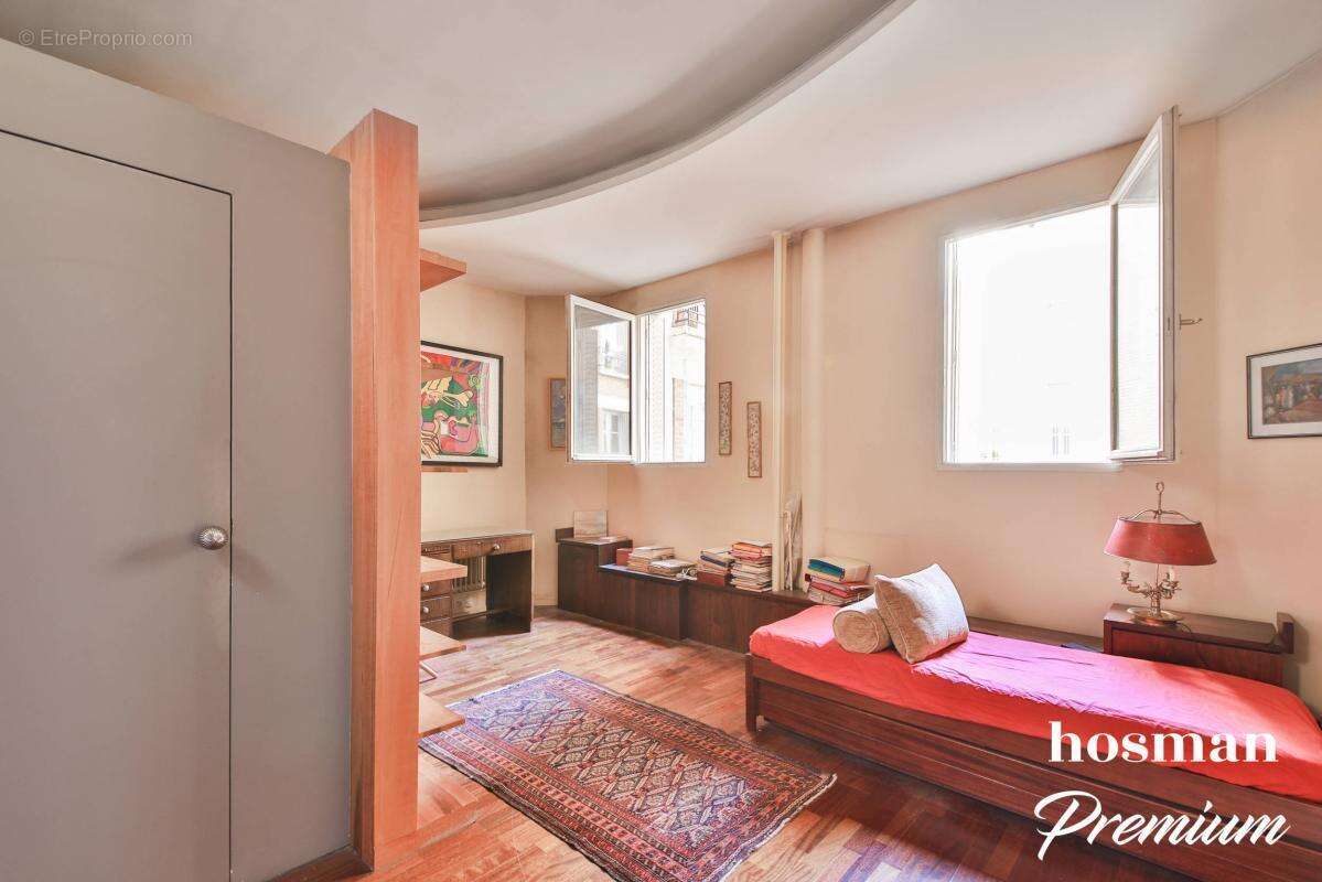 Appartement à PARIS-6E