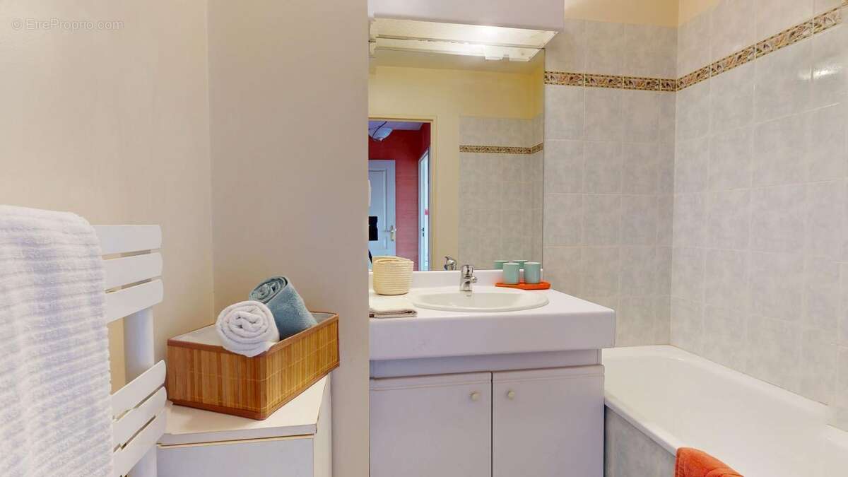 Appartement à TASSIN-LA-DEMI-LUNE