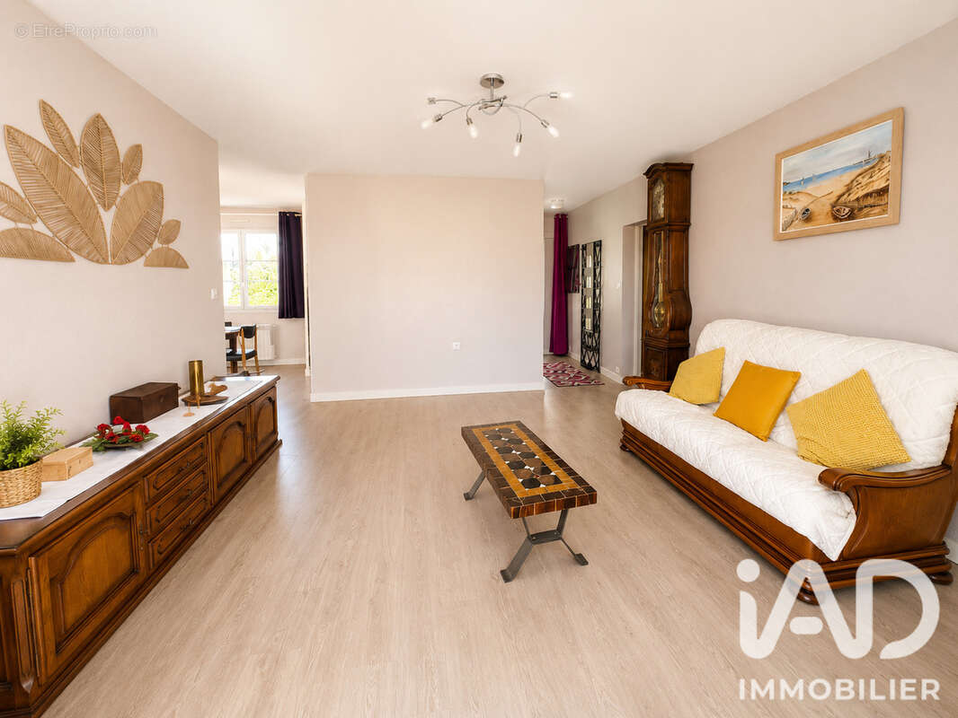 Maison 85 m² à Longeville-Sur-Mer  - photo 3