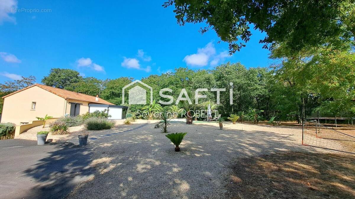 Photo 1 - Maison à ROIFFE