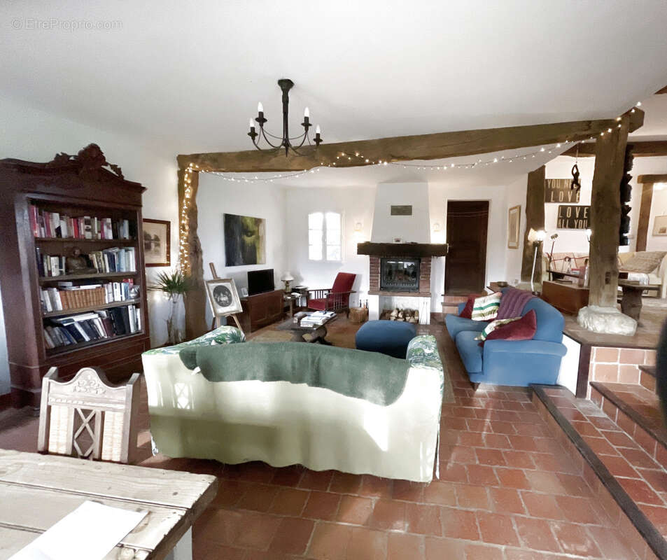 Maisons en pierres avec piscine et superbes vues - photo 4