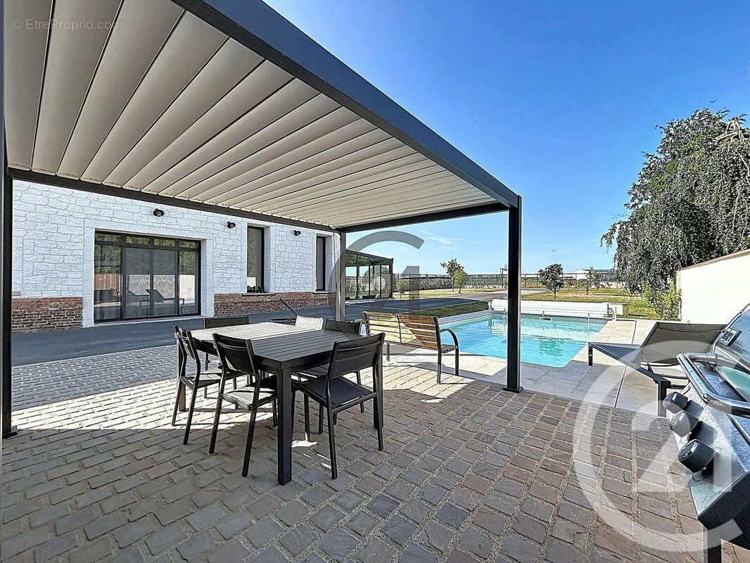 Maison 375 m² à Bazancourt  - photo 19