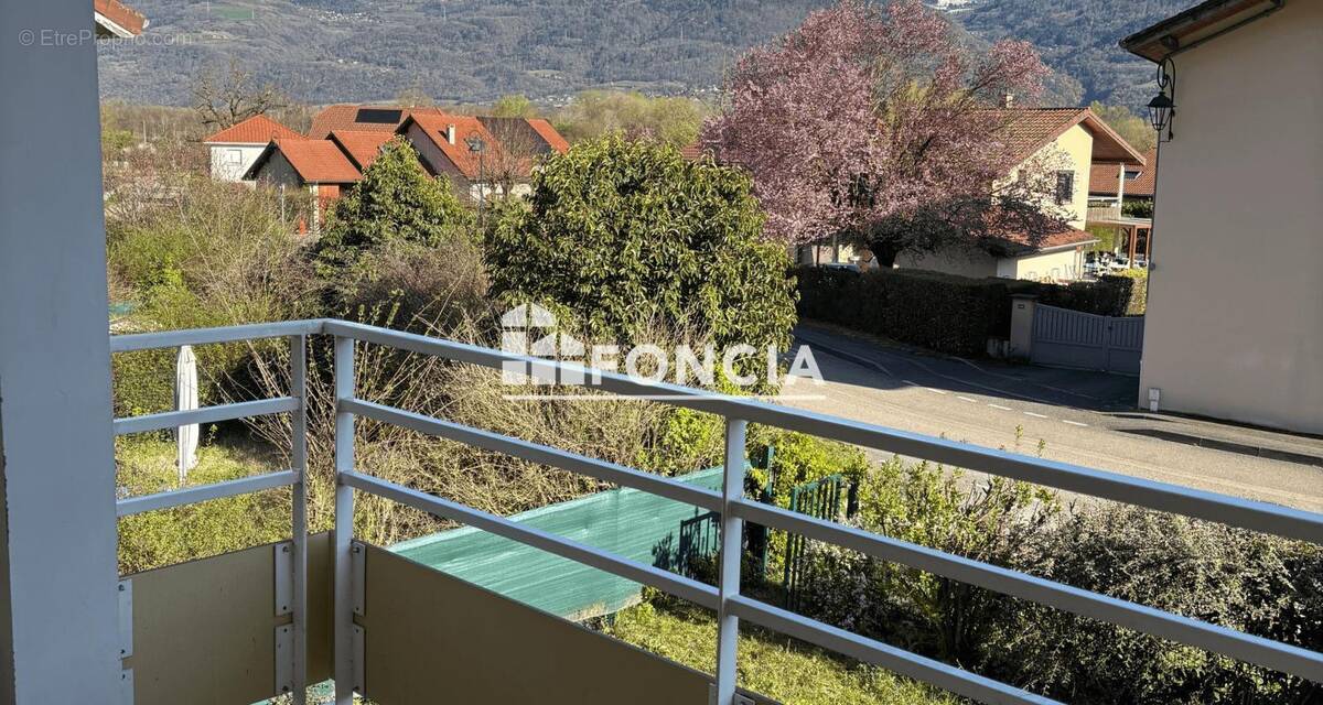 Appartement à CROLLES