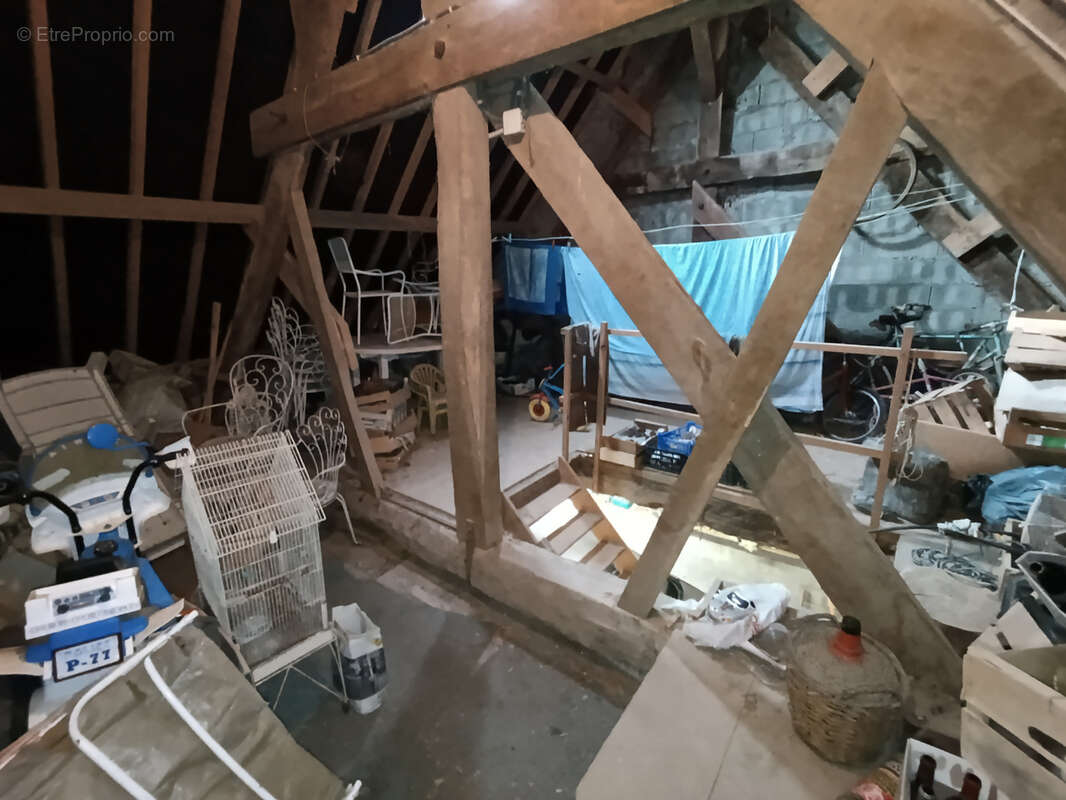 Maison à SAINTE-PIENCE