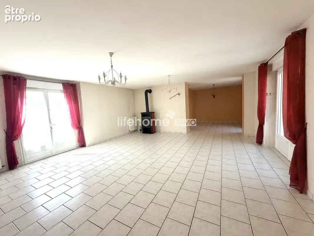 Maison 132 m² à Buzancais  - photo 3