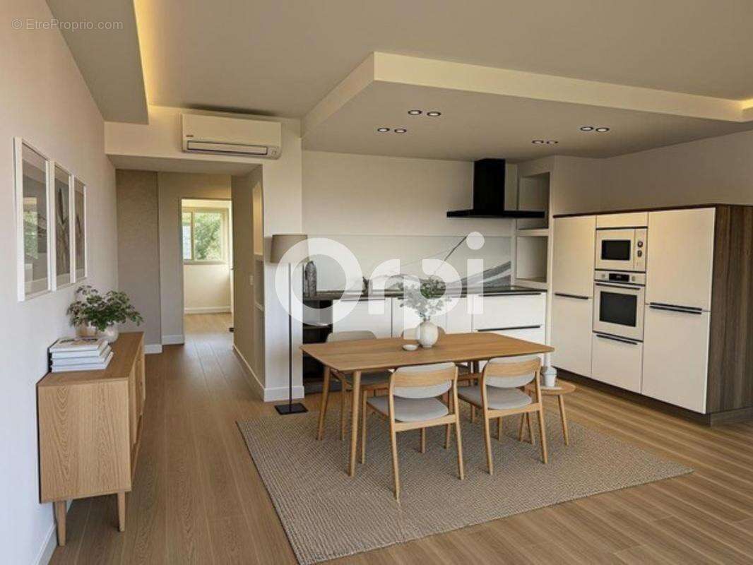 Appartement à MANDELIEU-LA-NAPOULE