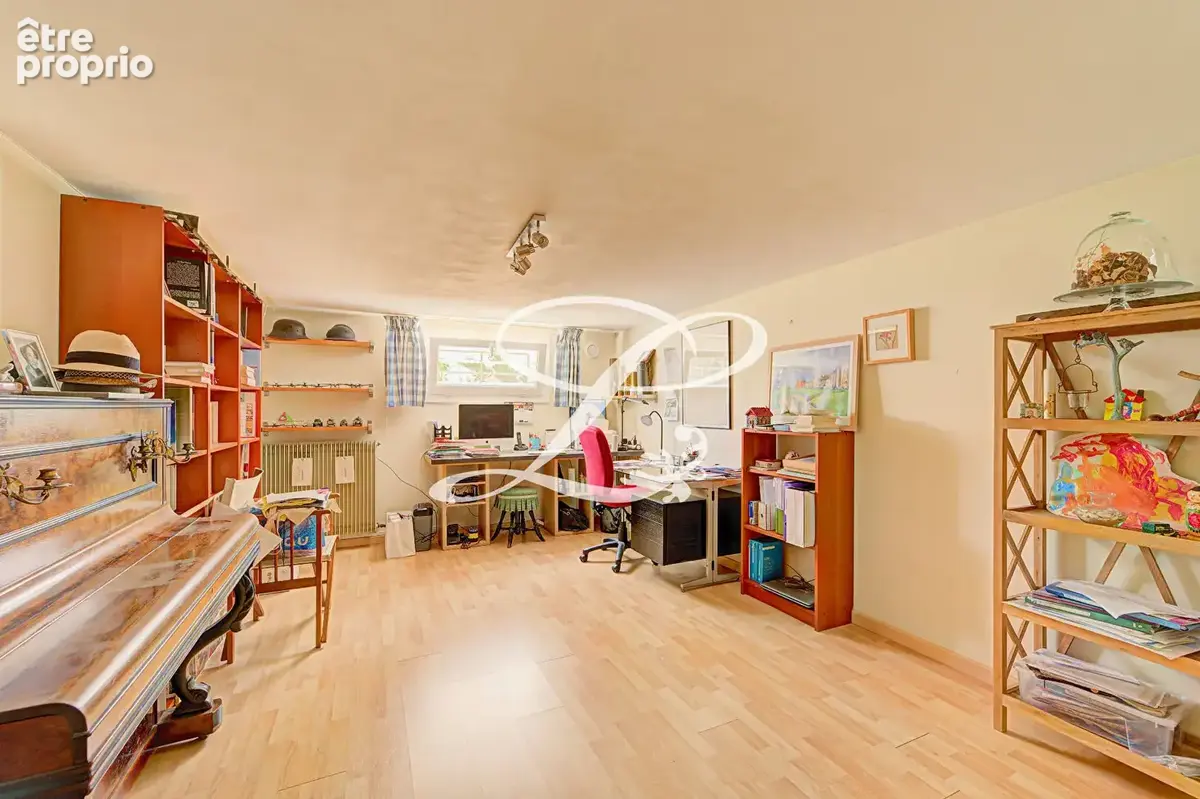 Maison contemporaine de 1980 avec extension d'un étage en 2008 - photo 15