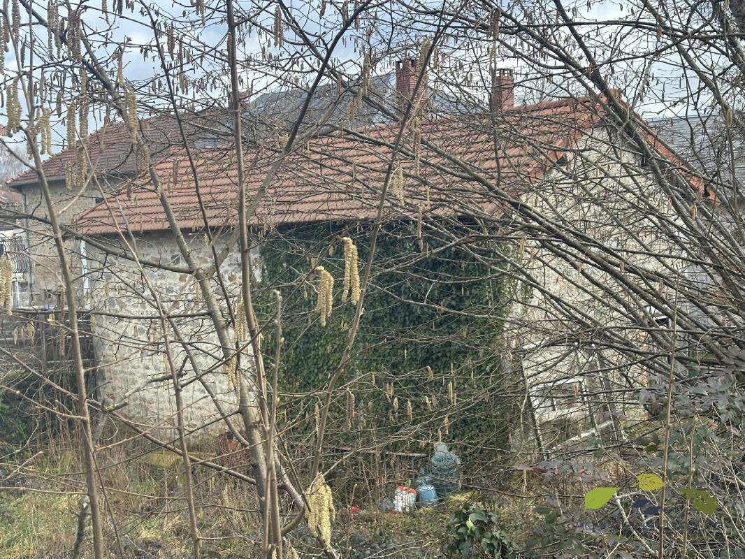 Maison à SAUVIAT-SUR-VIGE