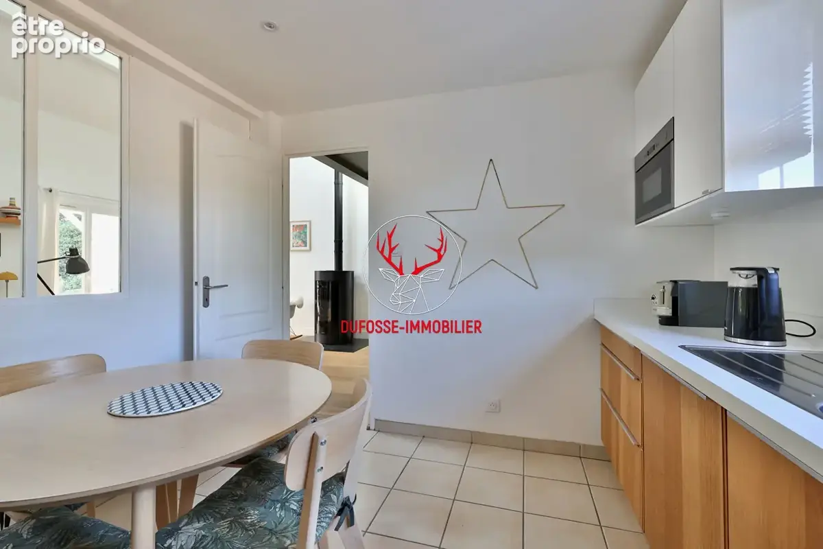 Maison de plain-pied 141 m² -  4 chambres - Piscine - photo 7