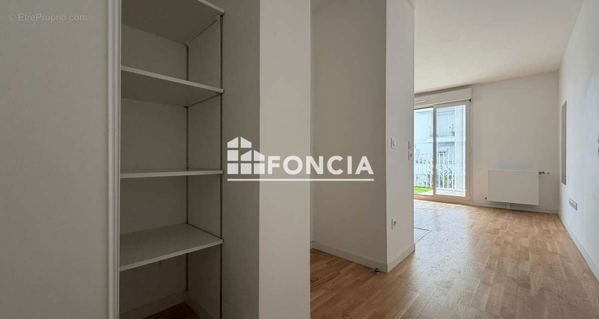 Studio avec balcon et parking en sous-sol - photo 3