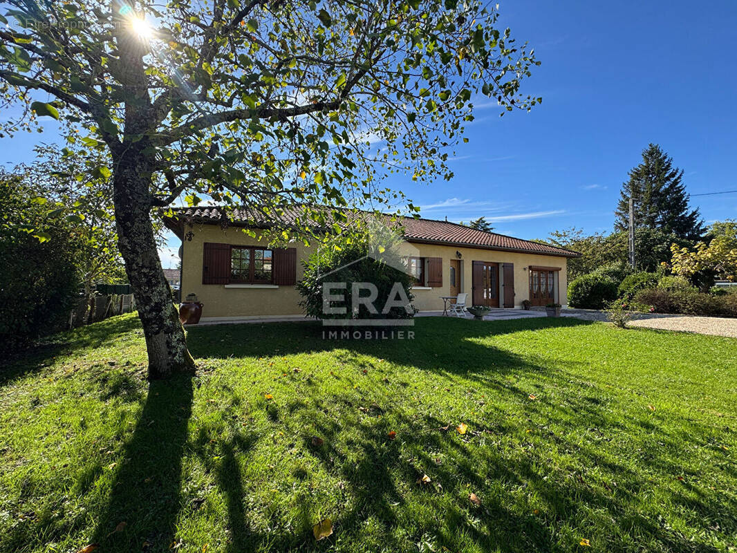 Maison à SAINT-ASTIER