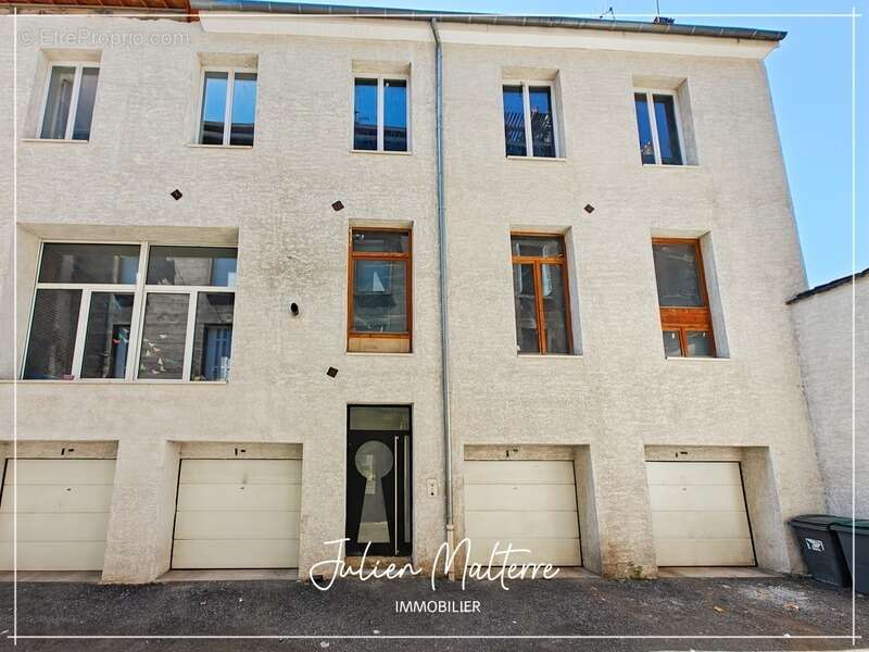 Appartement à SAINT-ETIENNE