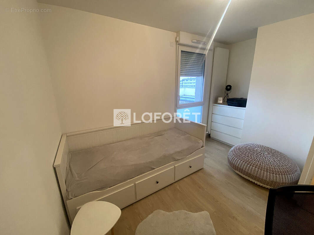 Appartement à LES MUREAUX