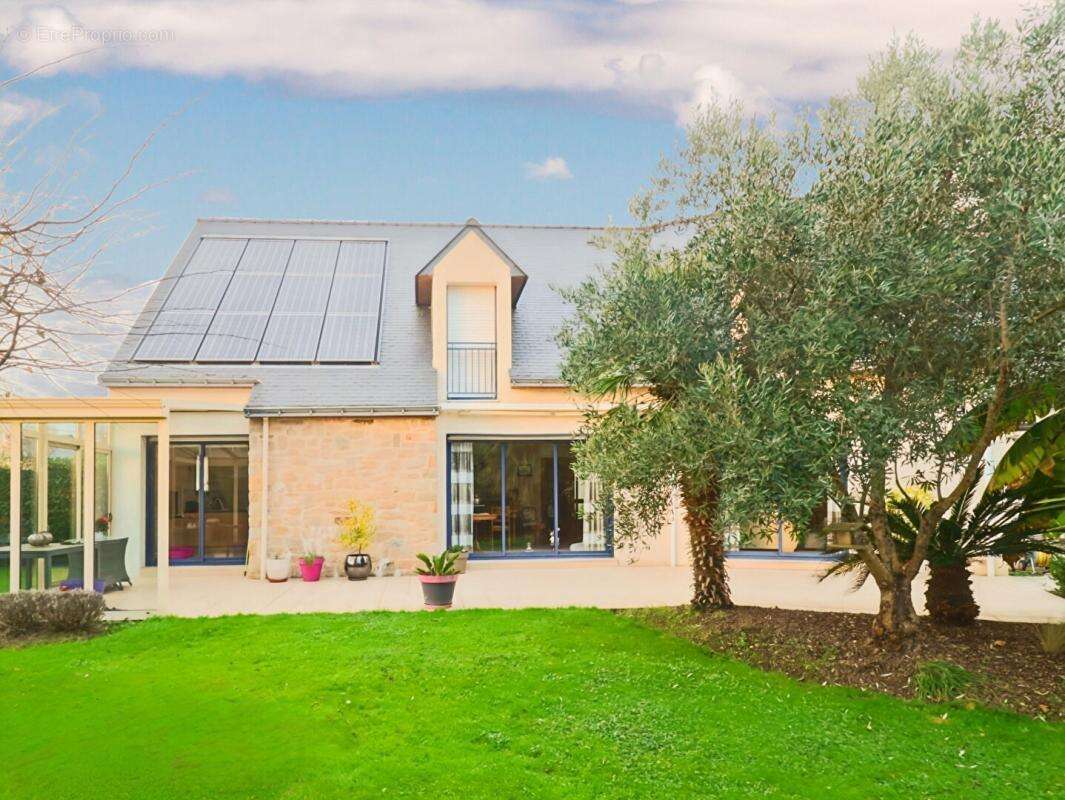 Maison à SAINT-LYPHARD