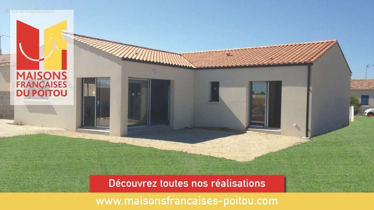 Terrain à LA CRECHE