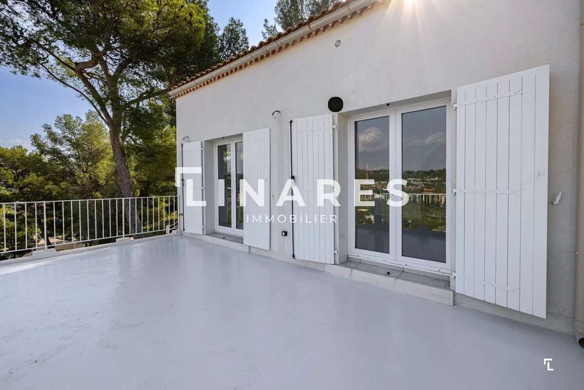 Appartement à MARSEILLE-11E