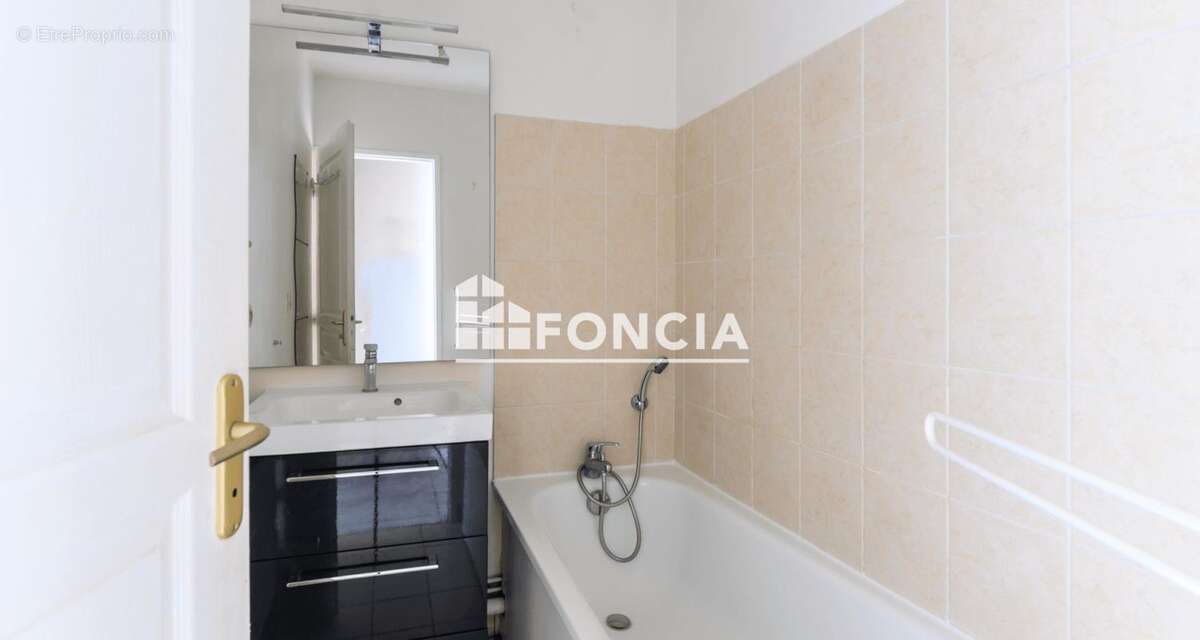 Appartement à VILLENOY