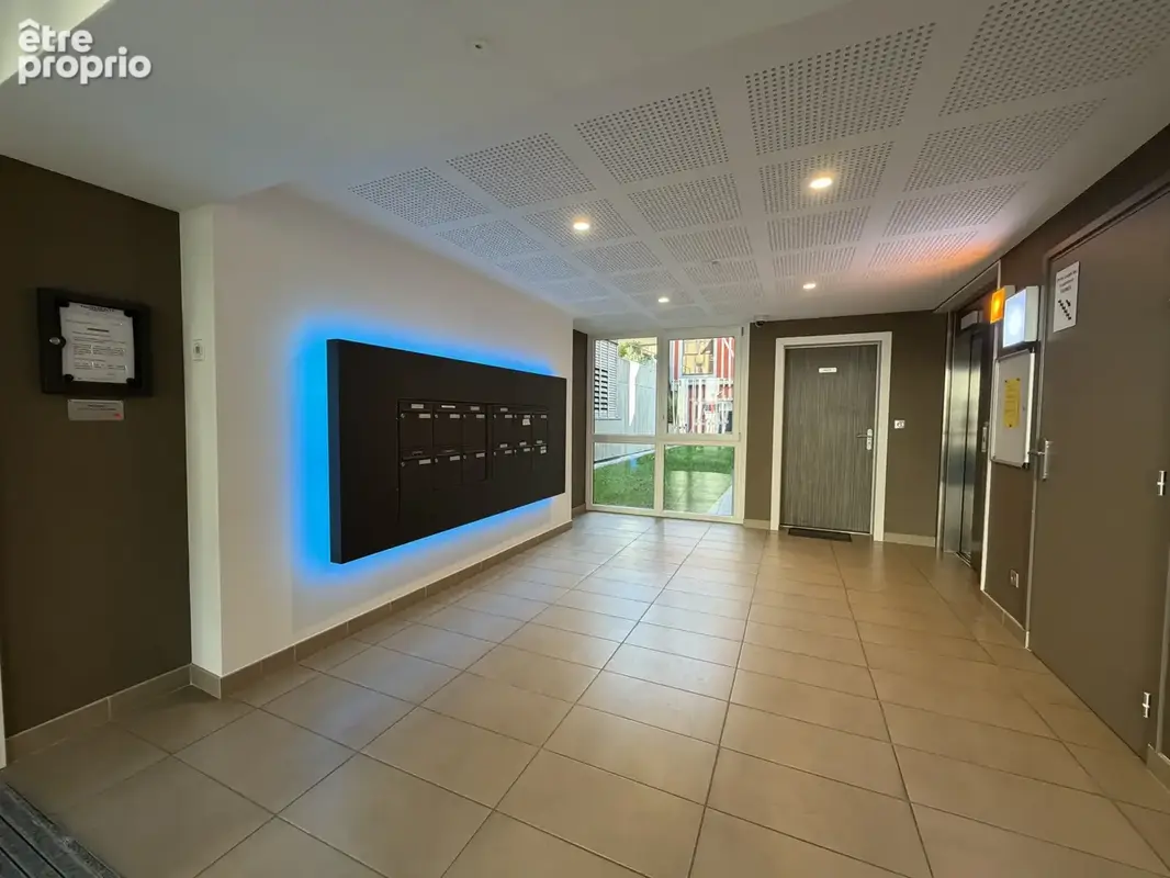 Troyes centre-ville - bureaux professionels - copro de standing - photo 3