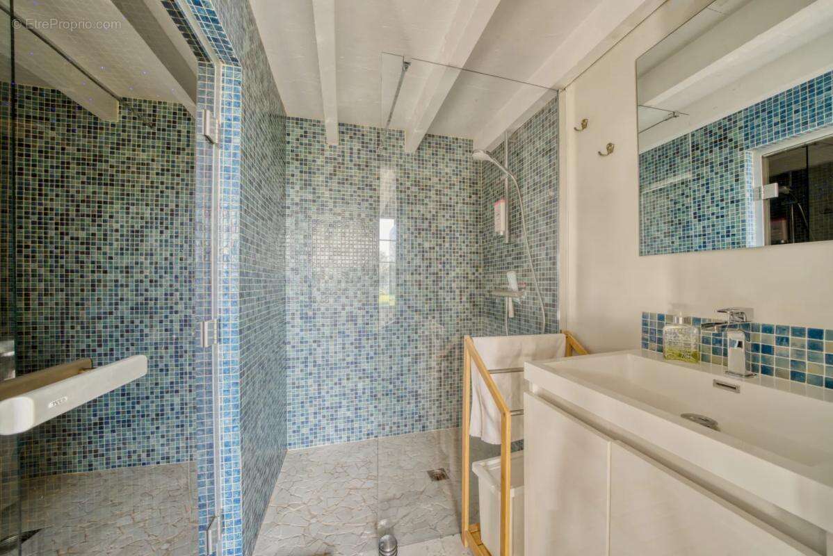 Maison à CHERMIGNAC