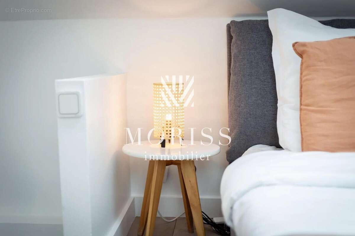 Appartement à PARIS-7E