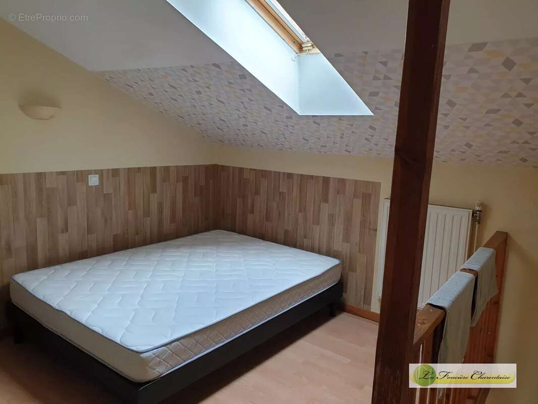Appartement à SAINT-YRIEIX-SUR-CHARENTE