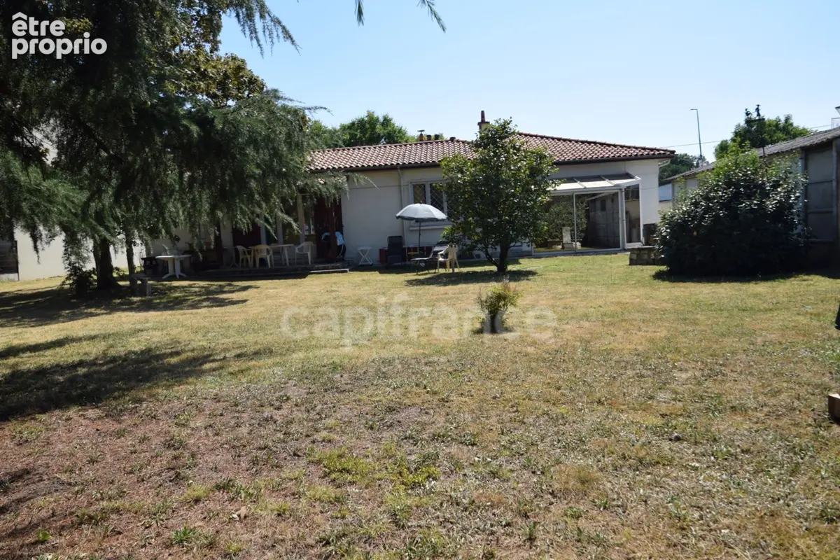 Maison de plain-pied - 4 chambres - garage - terrain clos - photo 16
