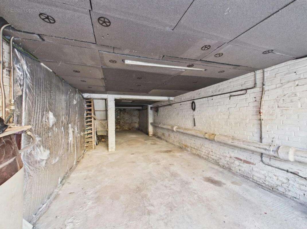 Maison à QUIEVRECHAIN