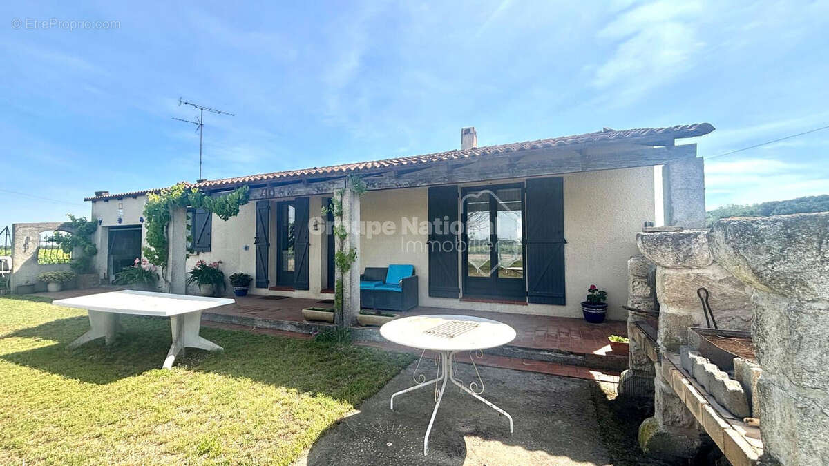 Maison à AIGUES-MORTES