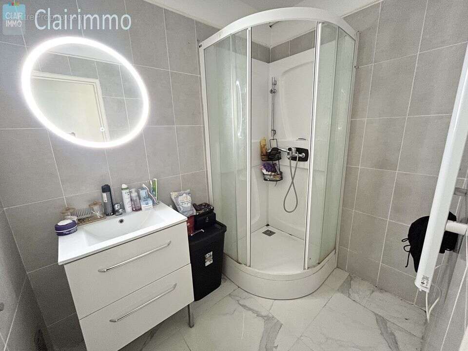 Appartement T3 à vendre - balcon - cave - ascenseur - 13013 - - Appartement à MARSEILLE-13E