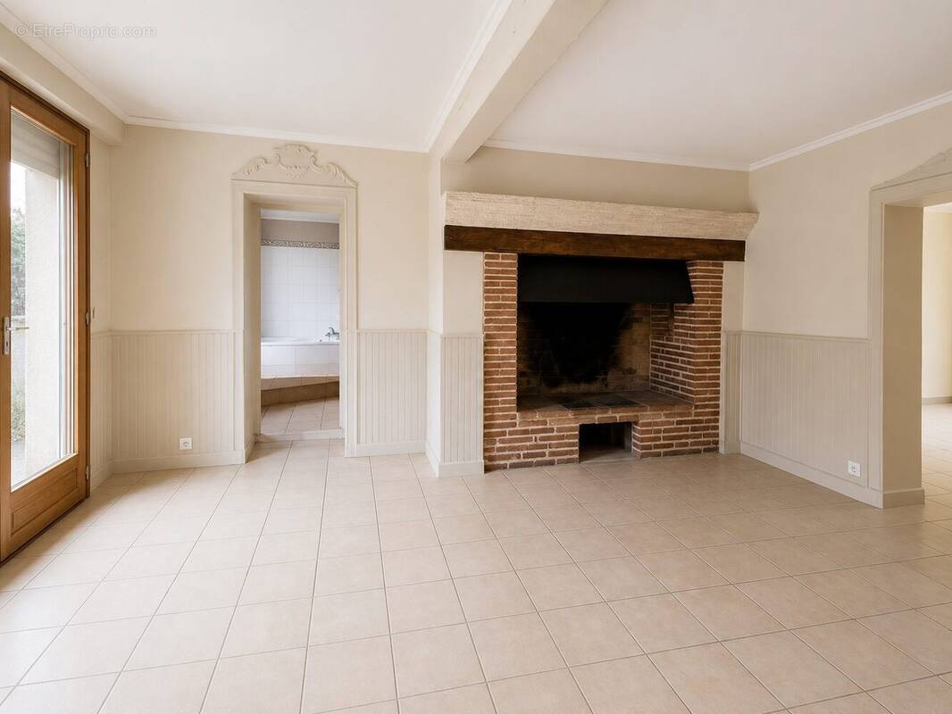 Maison à VACQUIERS
