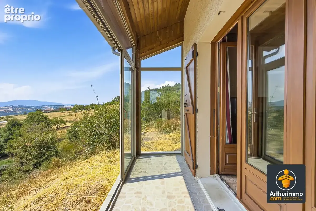 SAINT-VICTOR – Maison familiale avec sous-sol complet, grand terrain de 5 588 m² et aucun vis-à-vis - photo 7