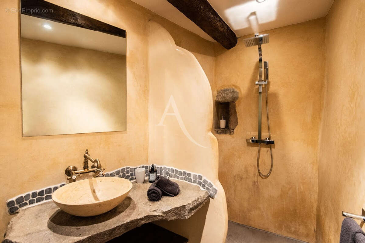 Appartement à CARCASSONNE