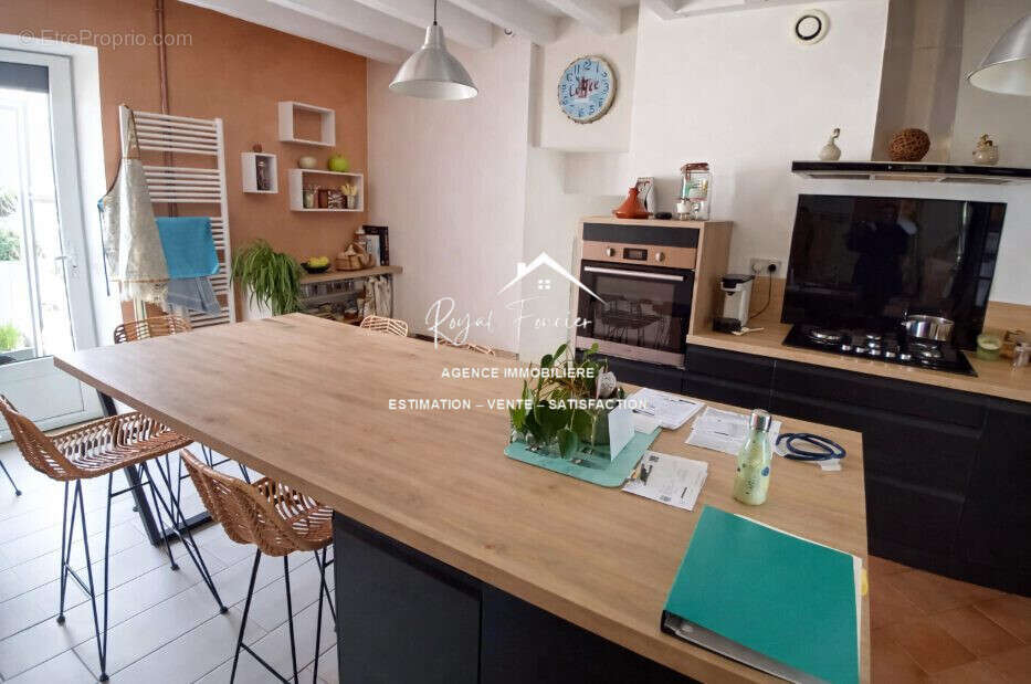 Cuisine - Maison à SAINTE-MAURE-DE-TOURAINE