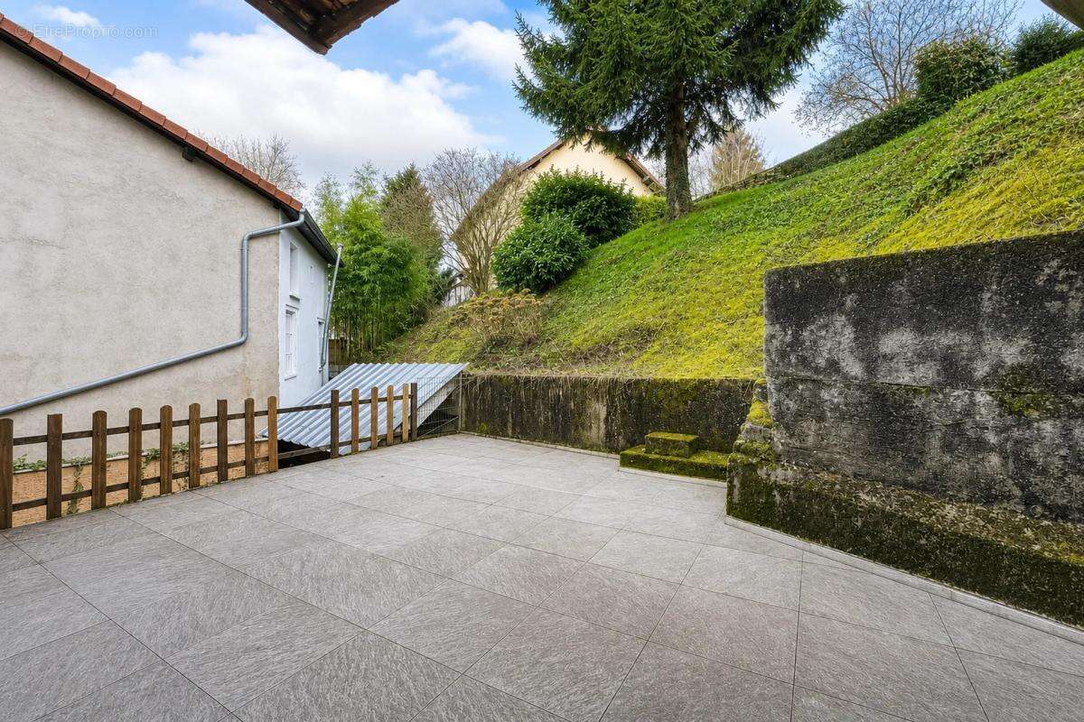 Maison de 4 pièces de 140 m² à Le Pont-de-Beauvoisin - photo 7
