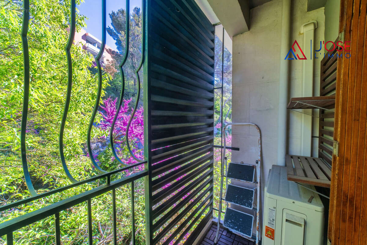 Loggia côté verdure - Appartement à AIX-EN-PROVENCE