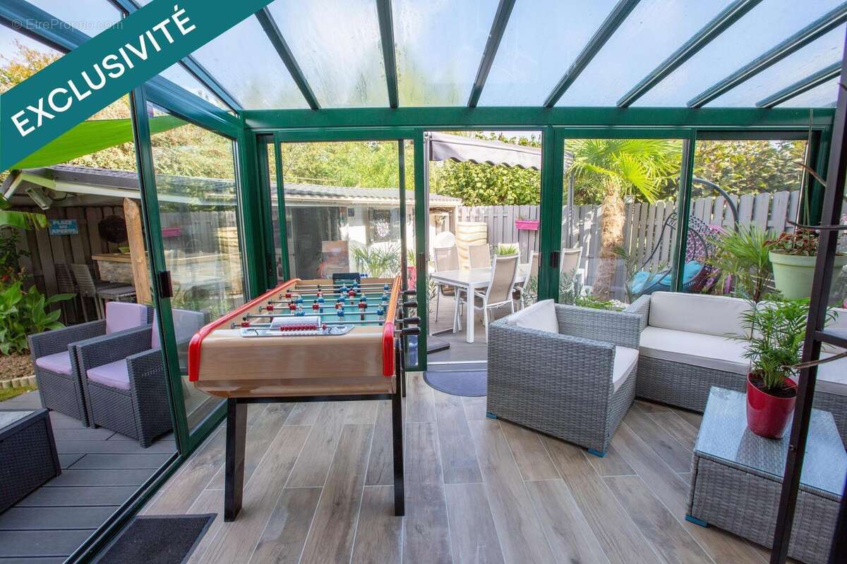 Photo 8 - Maison à LE MESNIL-SAINT-DENIS