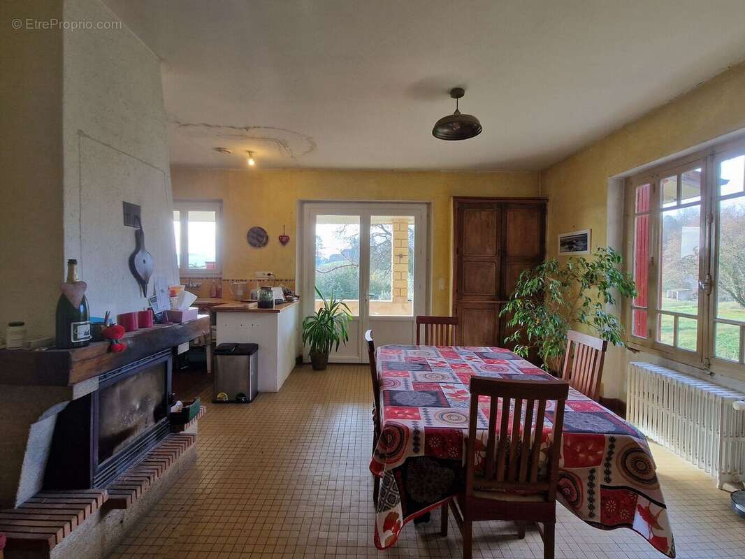 20250121104312 - Maison à PROISSANS