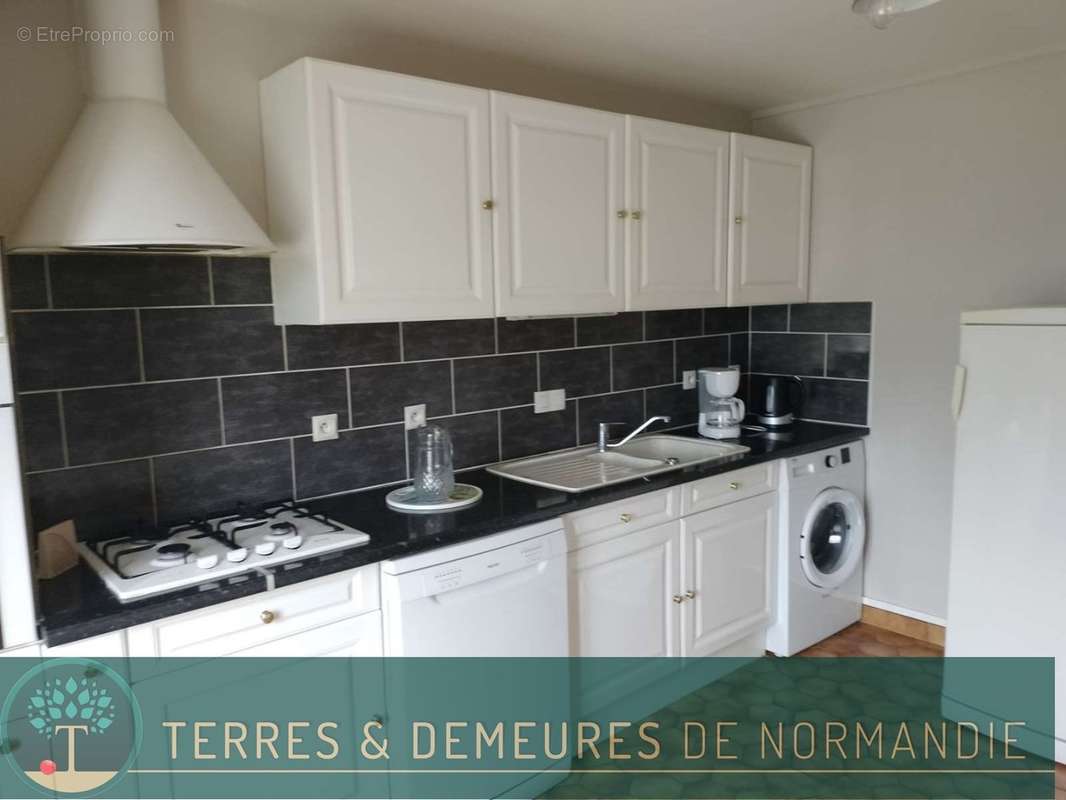 Maison à LE PIN-AU-HARAS