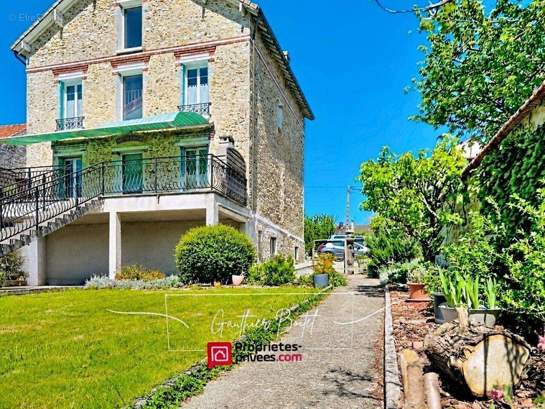 Maison de maître 170m2 Boissy le Chatel 1045m2 de terrain - photo 16