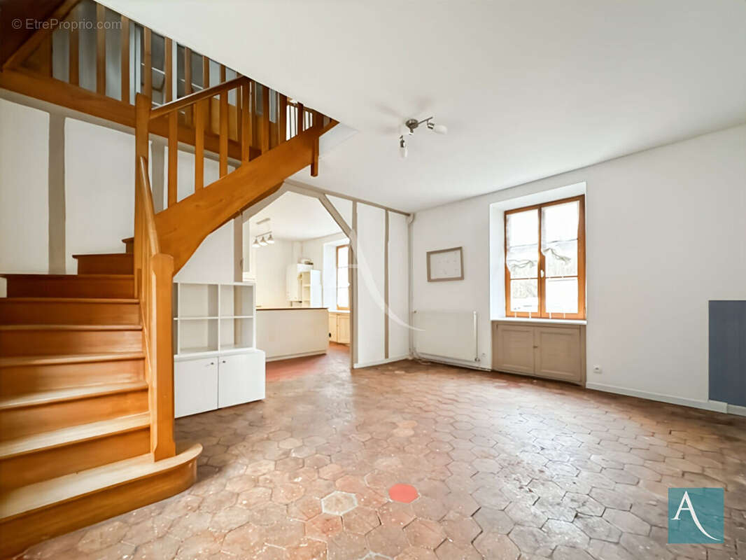 Maison à GUILLERVAL