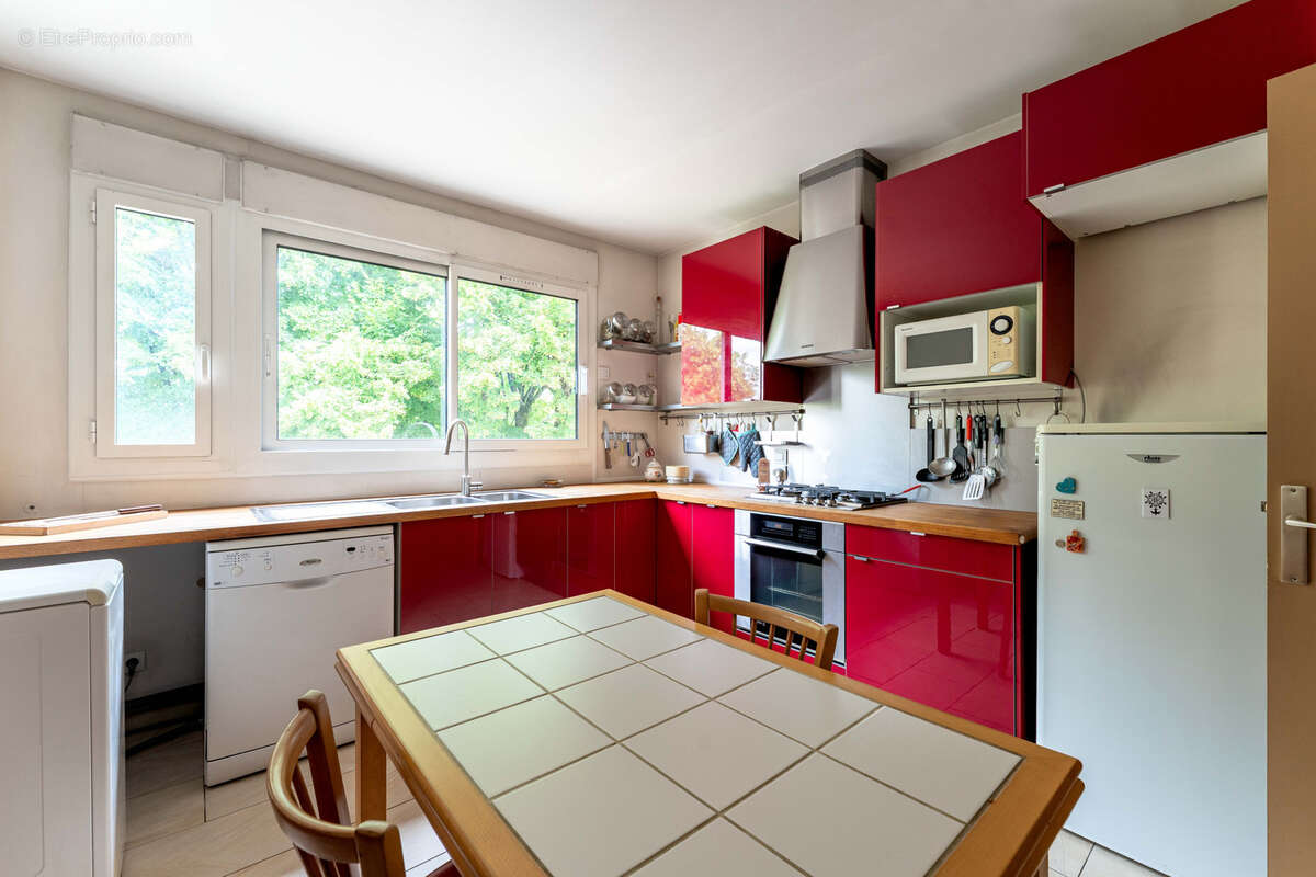 Appartement à TASSIN-LA-DEMI-LUNE