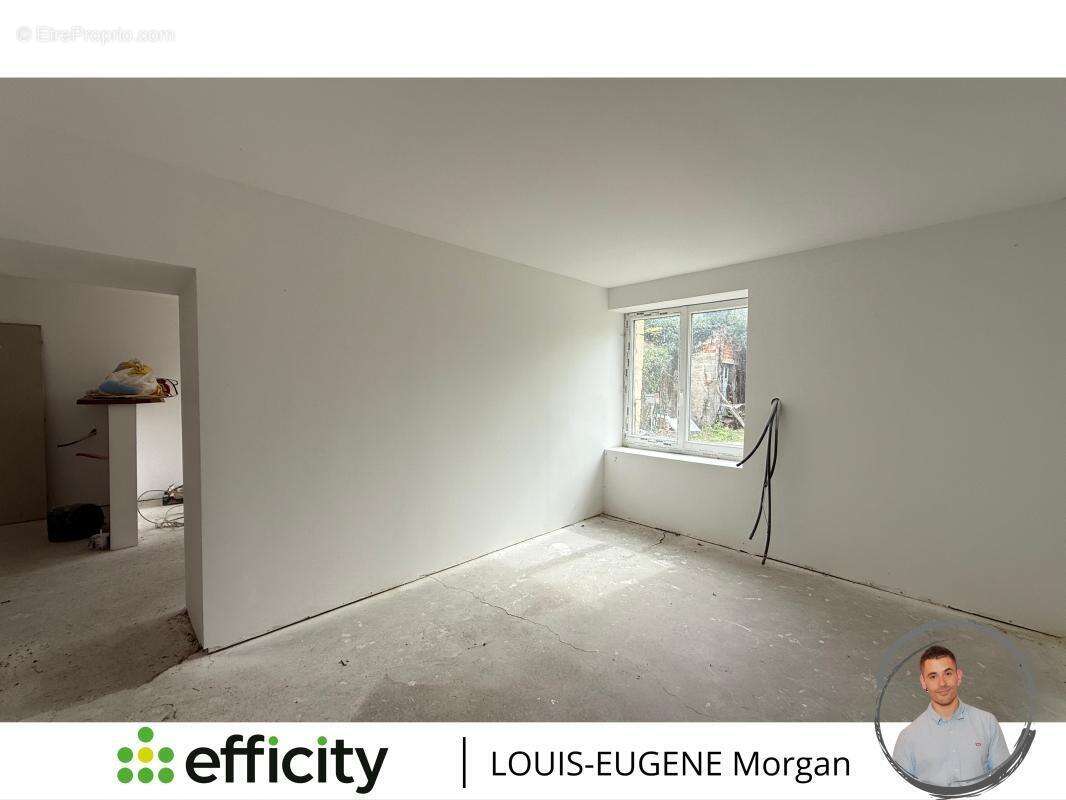 Maison à MAUPREVOIR