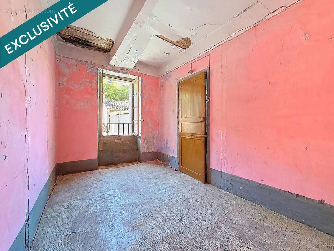 Photo 5 - Appartement à SAINT-ETIENNE-ESTRECHOUX