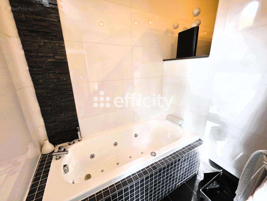 Maison à WERVICQ-SUD