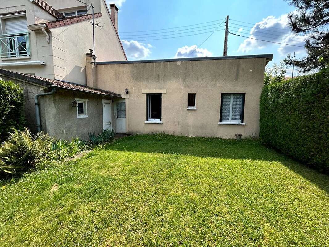 Maison à LE CHESNAY