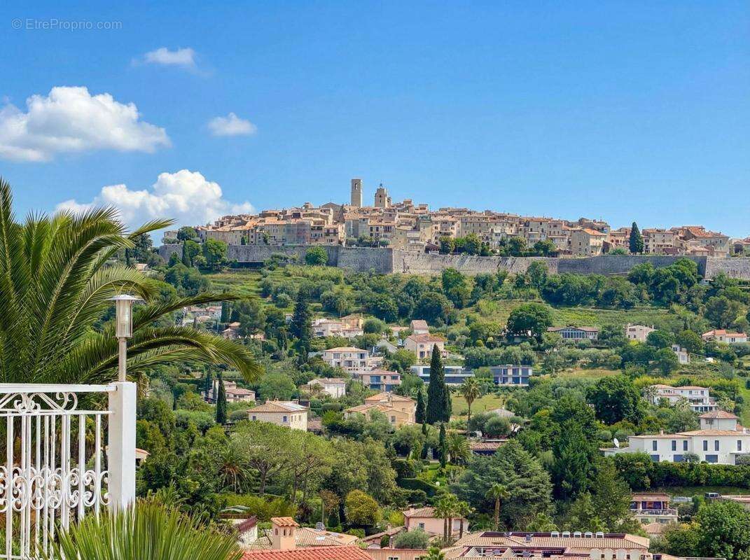 Maison à LA COLLE-SUR-LOUP
