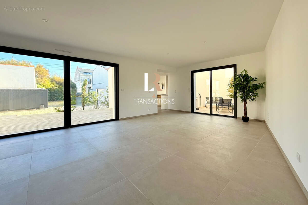 Maison à LA ROCHELLE