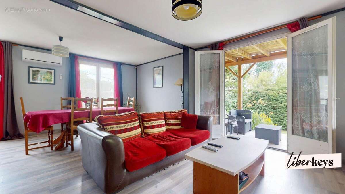 Maison à ULLY-SAINT-GEORGES