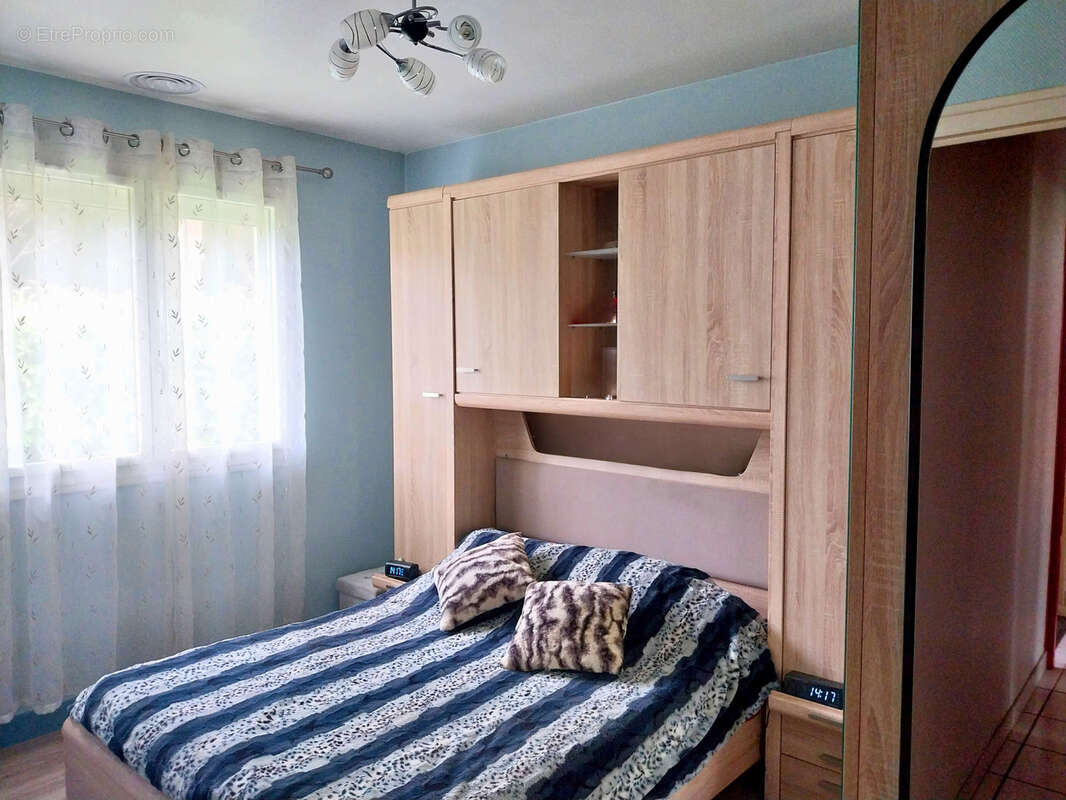 Maison à CHERVES-RICHEMONT